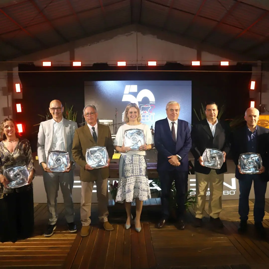 Emoção e homenagens marcam celebração dos 50 anos do Promebo